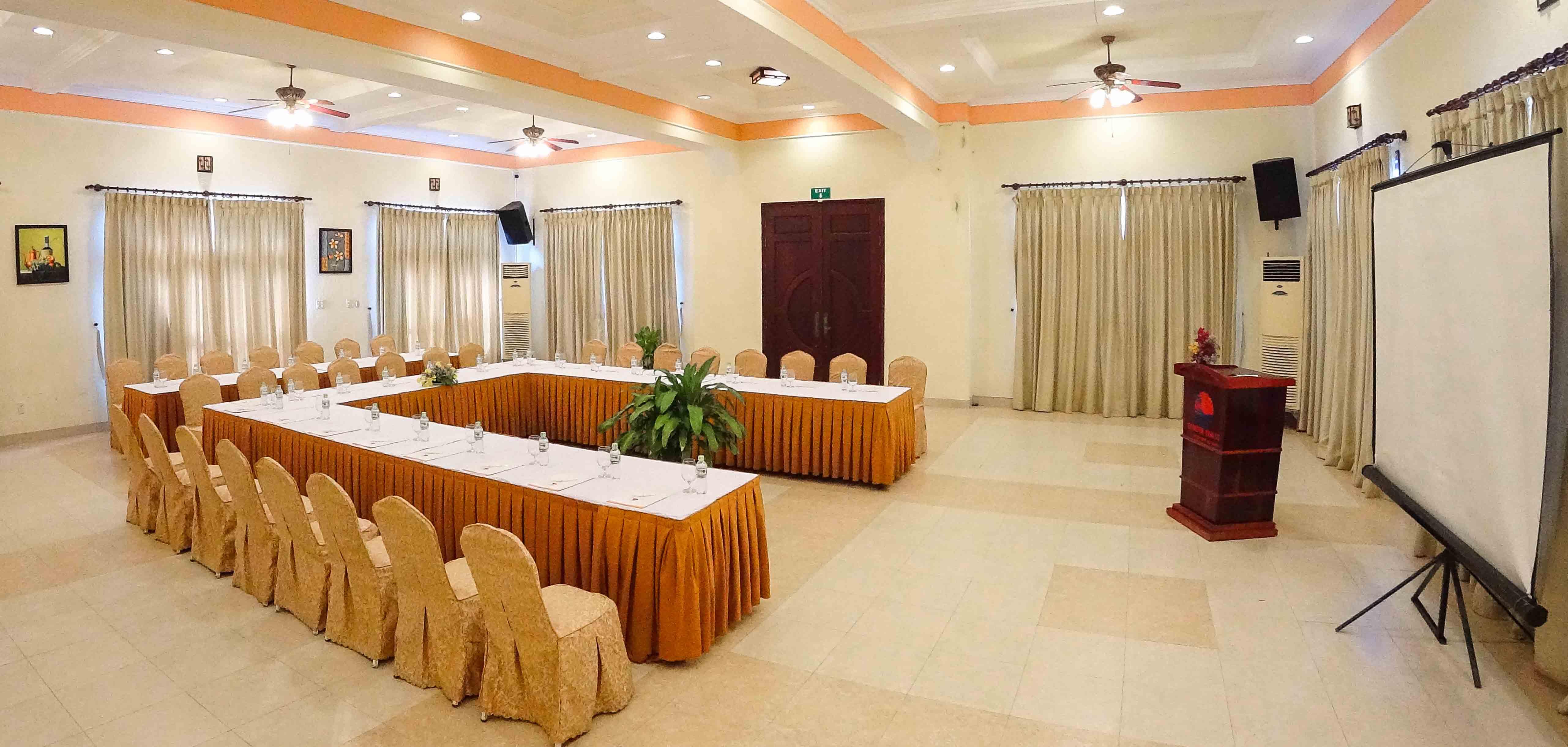 Golden Coast Resort & Spa Phan Thiết Extérieur photo